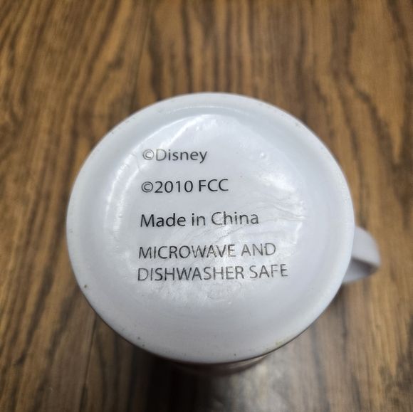 2 Disney Princess Mugs. - Picture 3 of 4